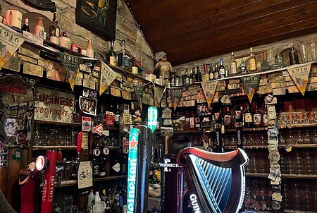 Lynott's Pub, Ireland